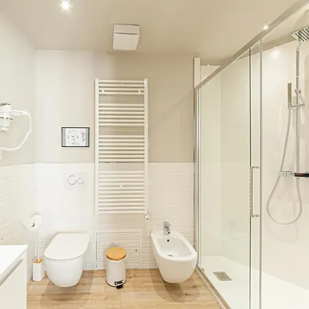 Eleonore Elegant Room: Arborea Guest house Cagliari